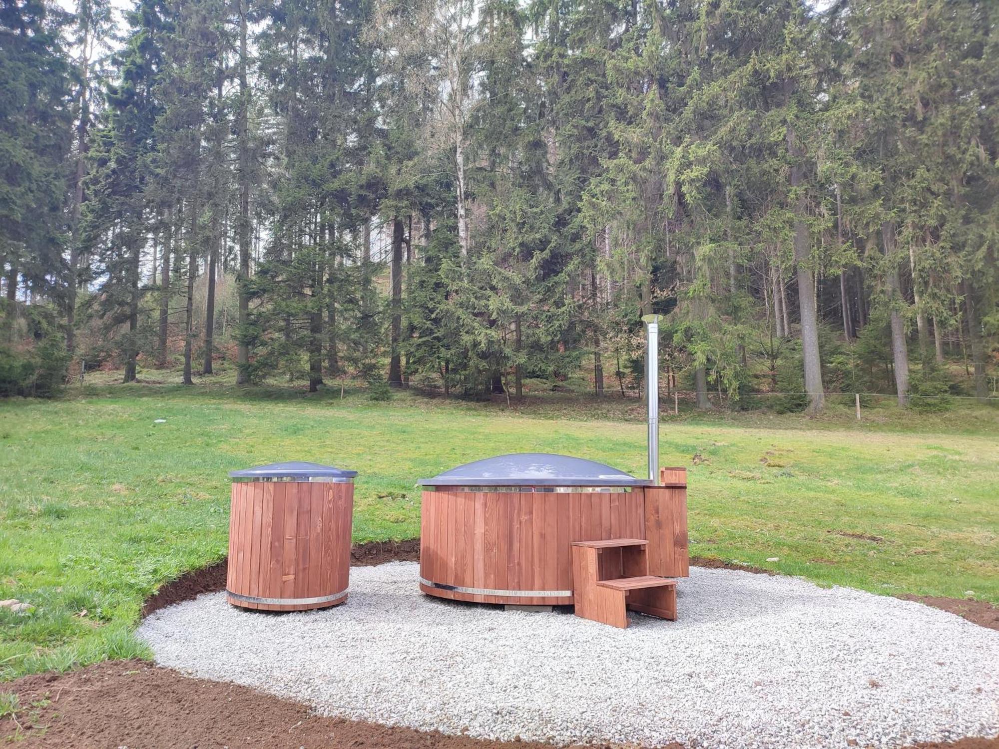 Forrest Glamp Hotell Mieroszow Exteriör bild